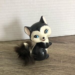 Vtg Ceramic Skunk Figurine with Fur Tail